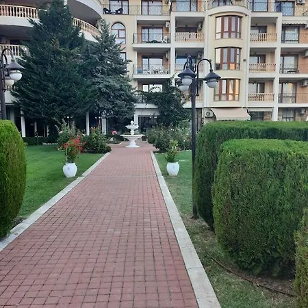 Royal Bay 2